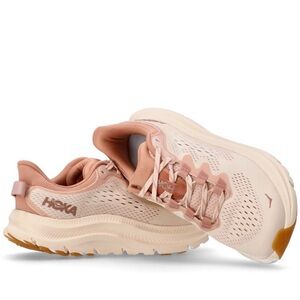 Hoka Kawana 2 size 7 vanilla/sandstone